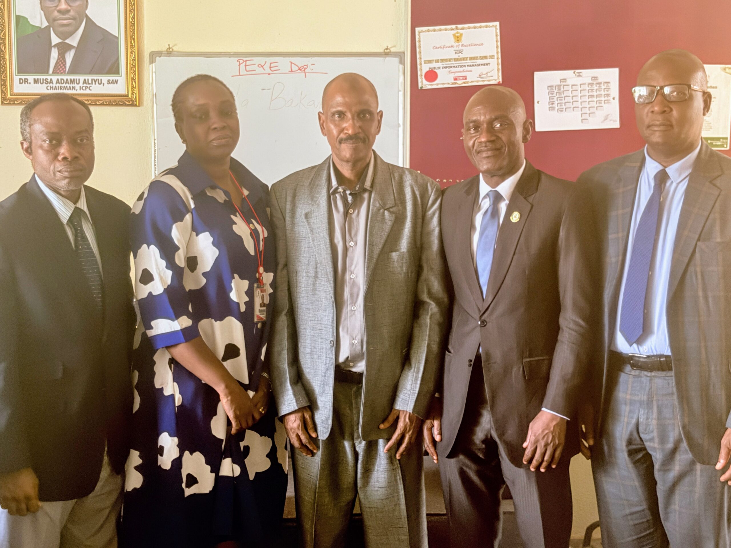 Professor Kabir with ICPC Management